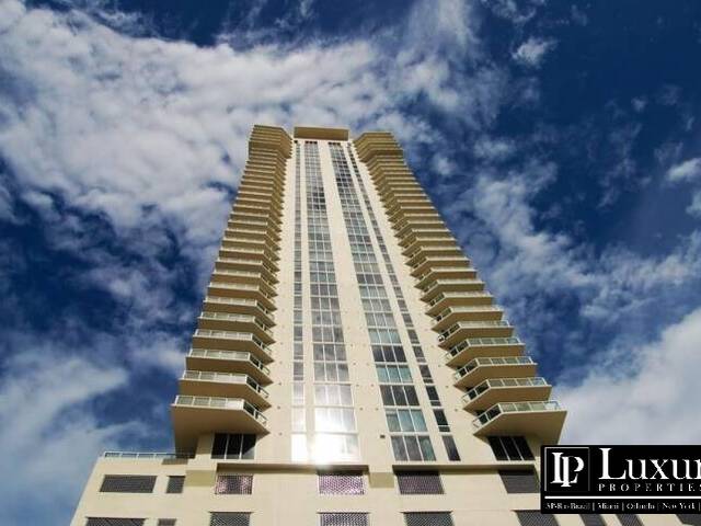 Venda em Sunny Isles - Sunny Isles Beach