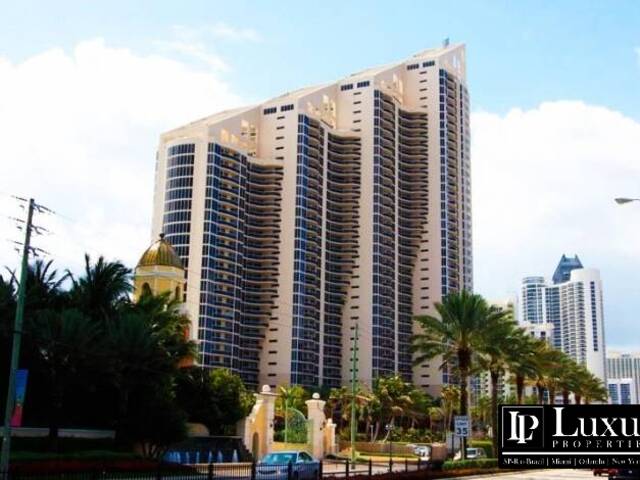 #825 - Apartamento para Venda em Sunny Isles Beach - FL - 2