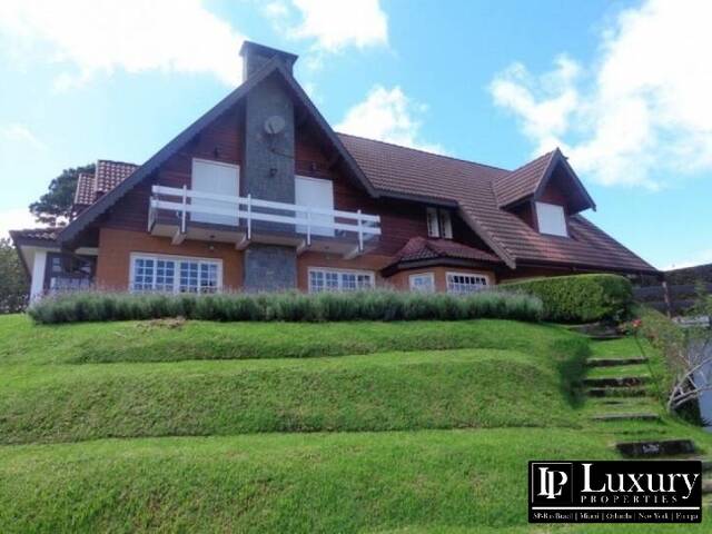 #920 - Casa para Venda em Campos do Jordão - SP - 1