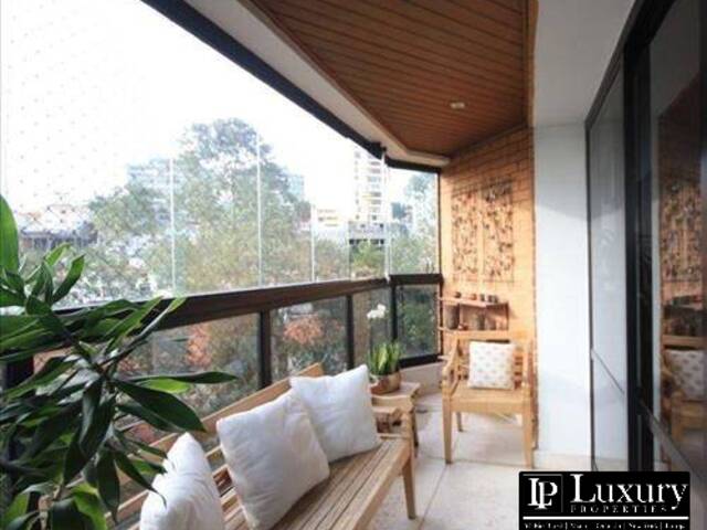 #944 - Apartamento para Venda em São Paulo - SP - 1