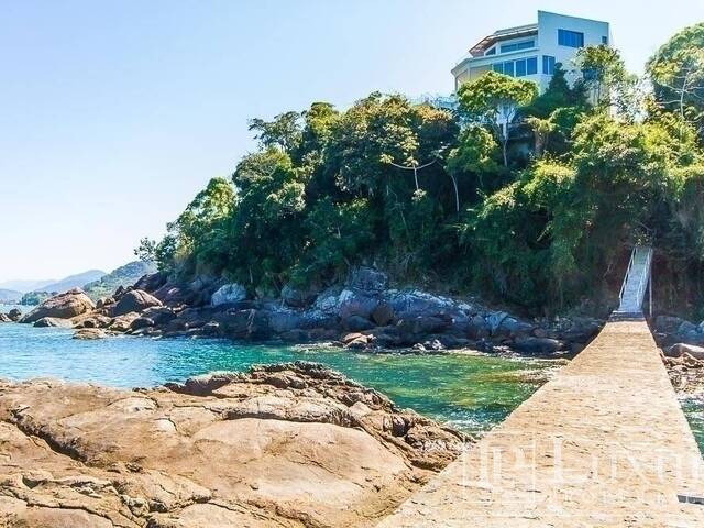 Mansão para Venda em Ubatuba - 4