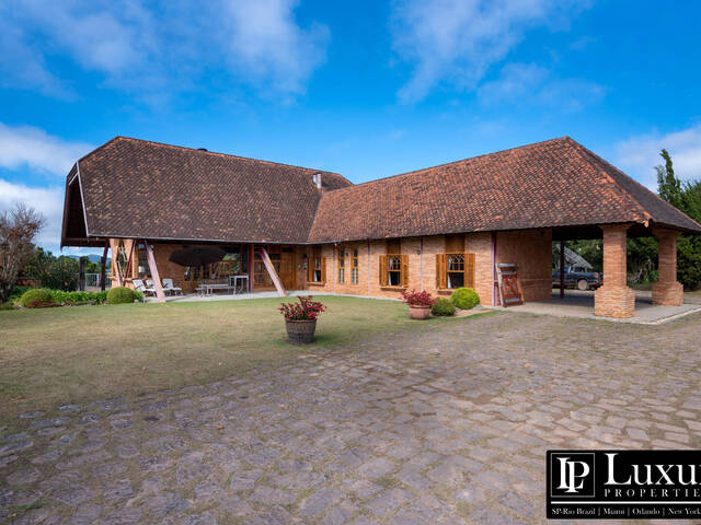 #1166 - Casa em condomínio para Venda em Campos do Jordão - SP - 2