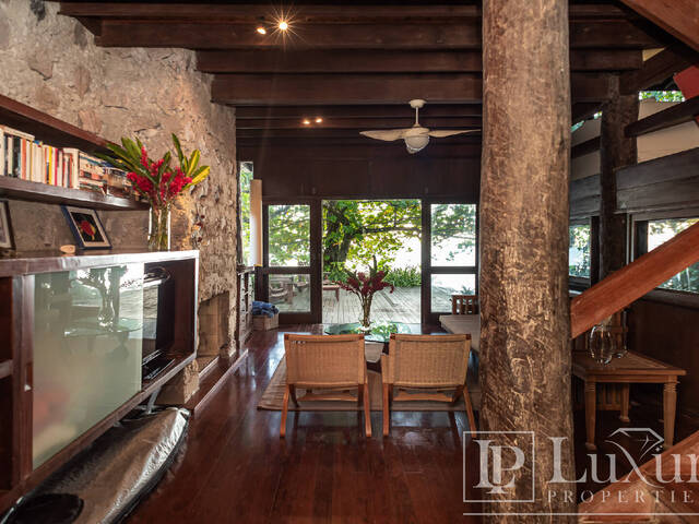 Casa de Praia para Venda em São Sebastião - 5