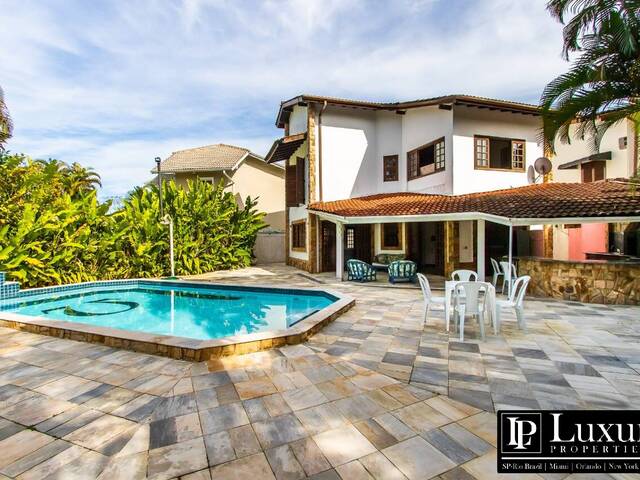 #1352 - Casa para Locação em Caraguatatuba - SP