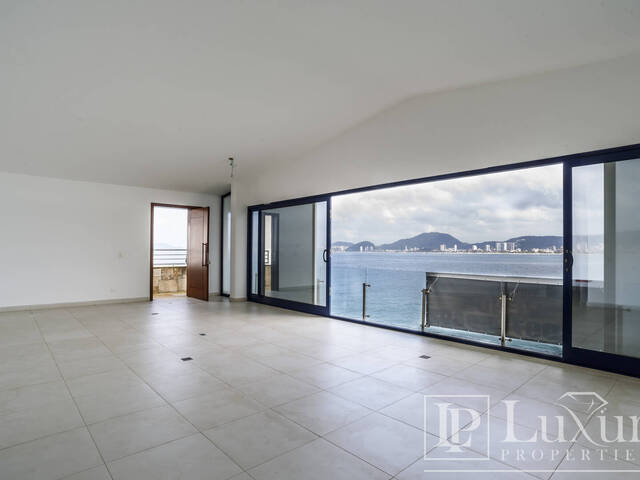 Apartamento para Venda em Guarujá - 5