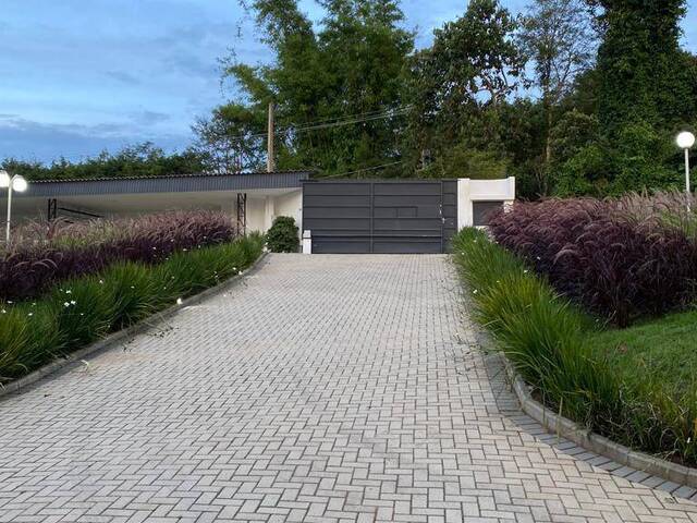 Casa para Venda em São Roque - 5