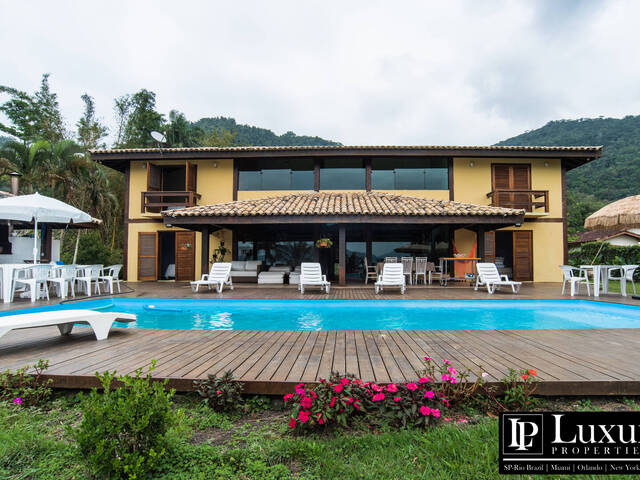 #1877 - Casa de Praia para Venda em Ubatuba - SP - 1