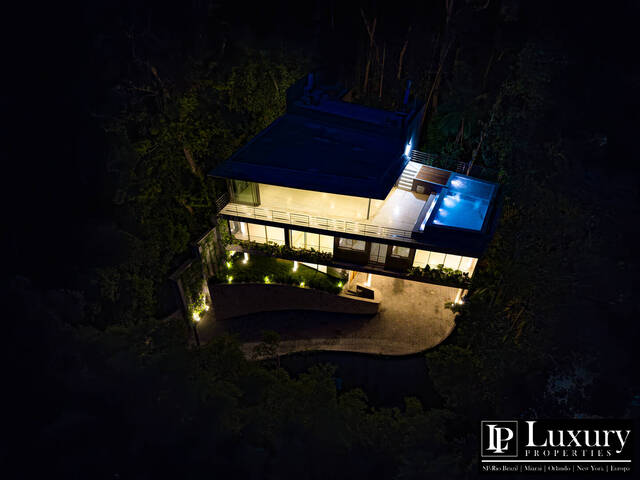 #1931 - Casa de Praia para Venda em Guarujá - SP - 2