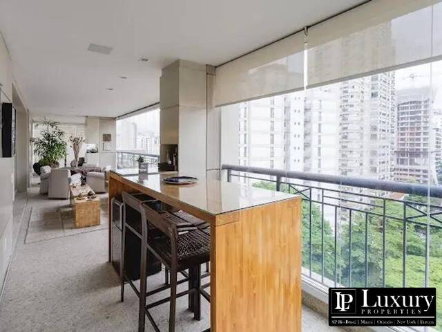 #2006 - Apartamento para Venda em São Paulo - SP - 2