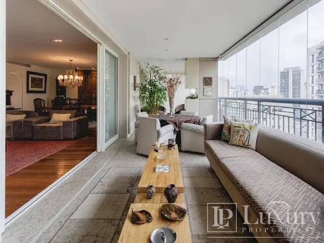 #2049 - Apartamento para Venda em São Paulo - SP