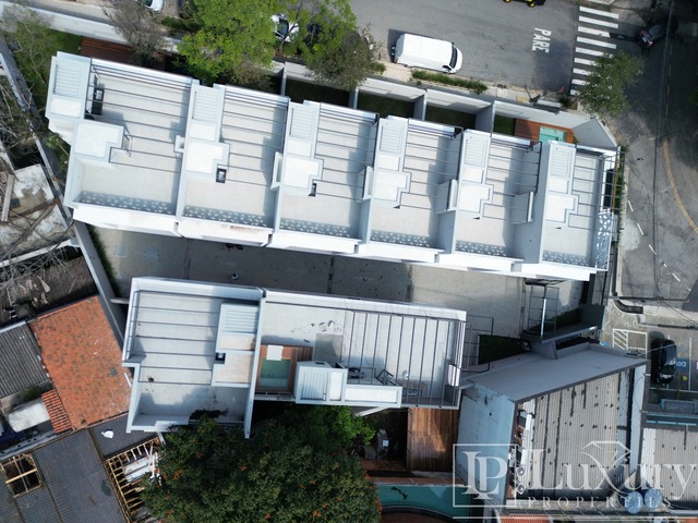 #2056 - Casa em condomínio para Venda em São Paulo - SP - 3