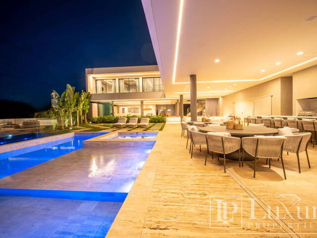 #1712 - Casa em condomínio para Venda em Santana de Parnaíba - SP - 3