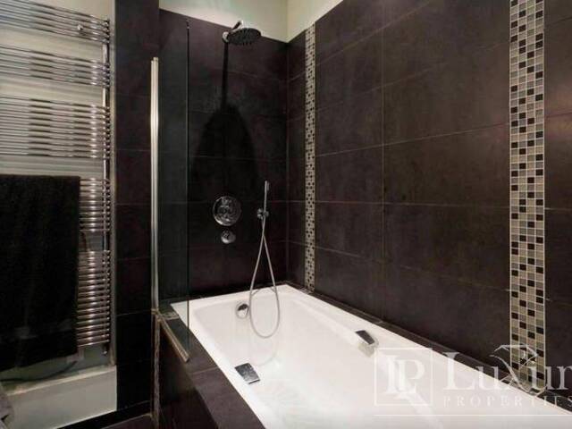 Apartamento para Venda em Paris - 4