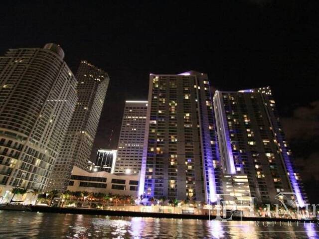 Apartamento para Venda em Miami - 3