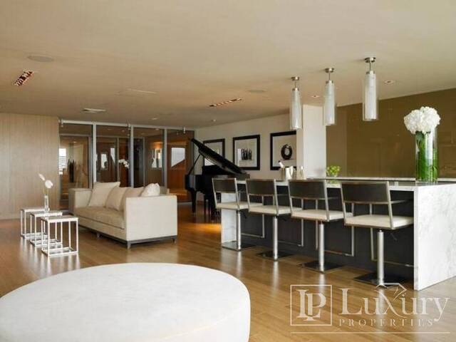 Apartamento para Venda em Miami - 4