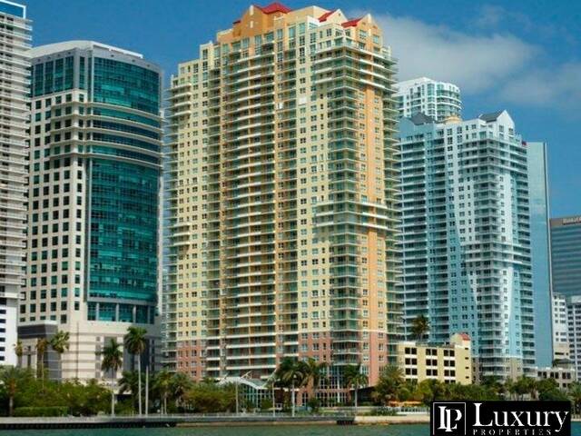 #618 - Apartamento para Venda em Miami - FL - 2