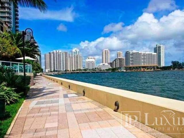 Apartamento para Venda em Miami - 4