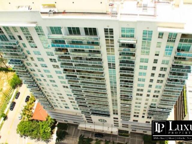 #619 - Apartamento para Venda em Miami - FL - 1