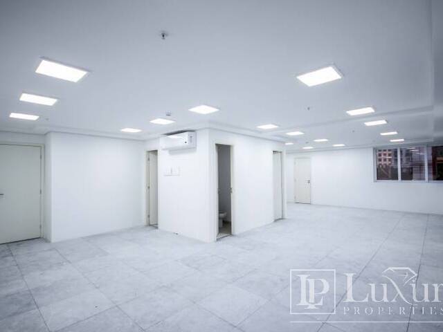 Conjunto Comercial para Venda em São Paulo - 2