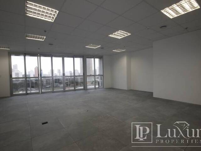 Conjunto Comercial para Locação em São Paulo - 2