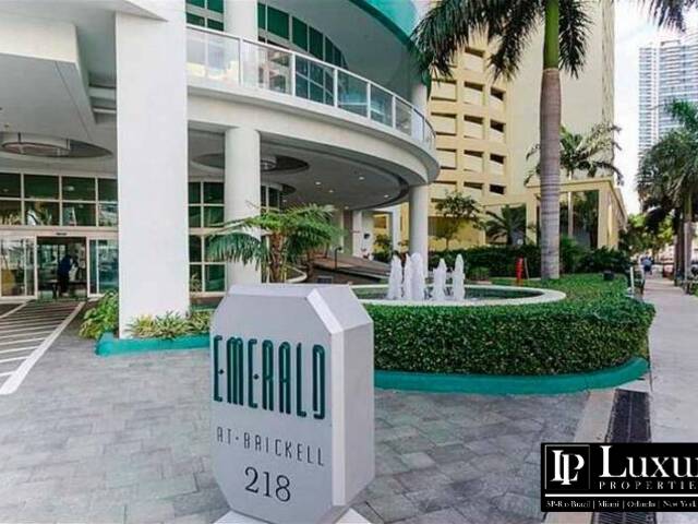 #762 - Apartamento para Venda em Miami - FL - 2