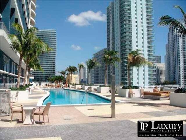 #767 - Apartamento para Venda em Miami - FL - 3