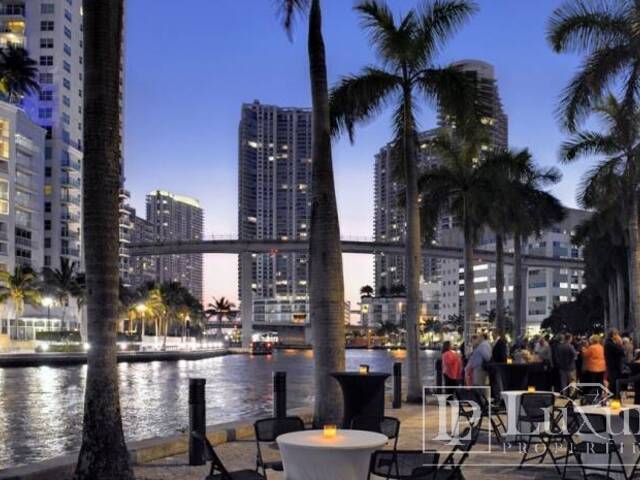 Apartamento para Venda em Miami - 5