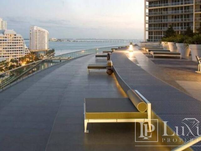 Apartamento para Venda em Miami - 5